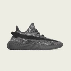 YEEZY BOOST 350 V2
$230.00 

Color: Grey 
Size: 11